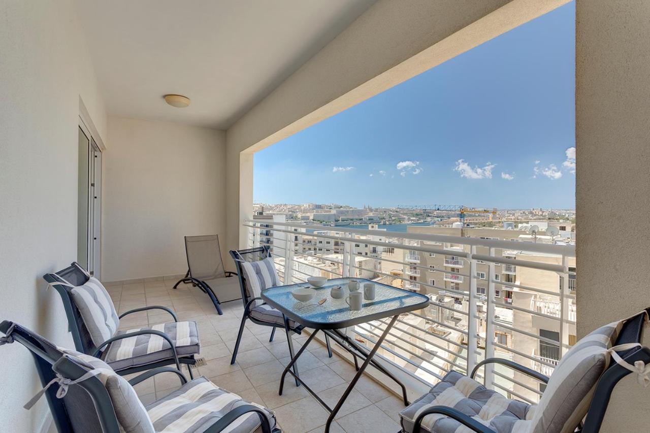 Luxury Apartment Inc Pool & Views Sliema Exteriör bild