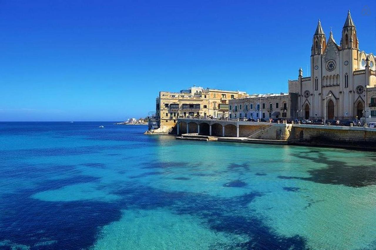 Luxury Apartment Inc Pool & Views Sliema Exteriör bild