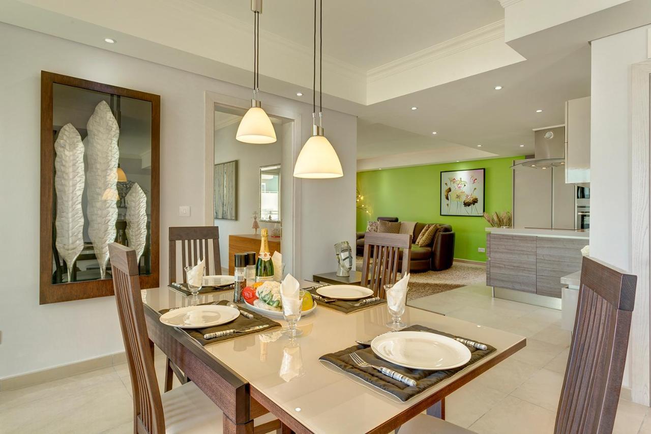 Luxury Apartment Inc Pool & Views Sliema Exteriör bild