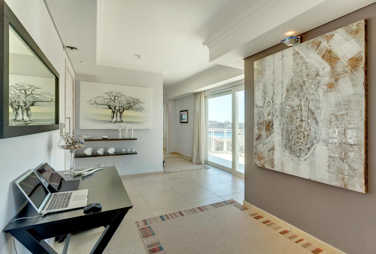 Luxury Apartment Inc Pool & Views Sliema Exteriör bild